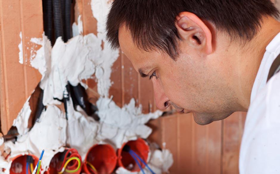 cherche électricien pas cher Gonesse