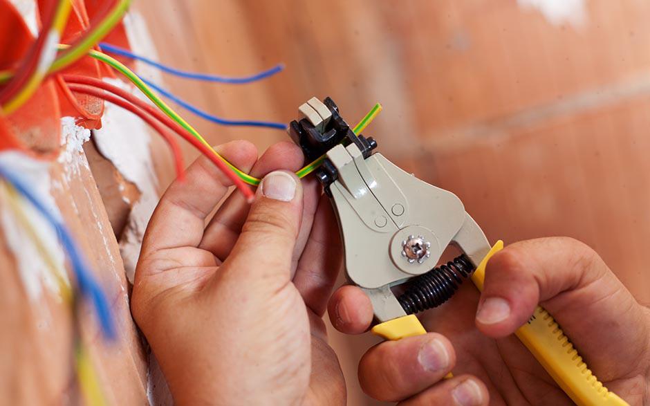 cherche électricien pas cher Fontenay-Trésigny